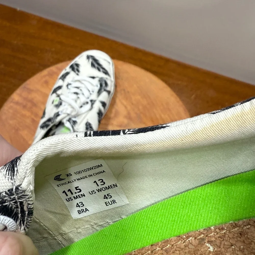 CARIUMA Sneakers Palm Leaf Print Lace Up Low Top Canvas Shoes men 11.5 Women 13‎